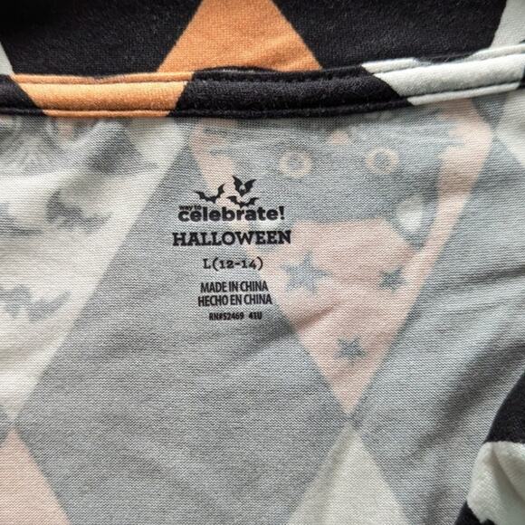 NEW 2024 Way to Celebrate Halloween Diamond Spooky Faces Pajama Set Large - Picture 5 of 5